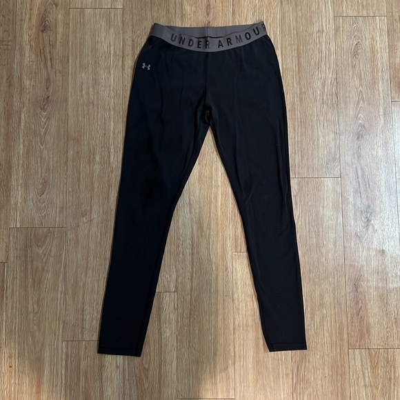 Under Armour Favorite Leggings in Black - Picture 4 of 6